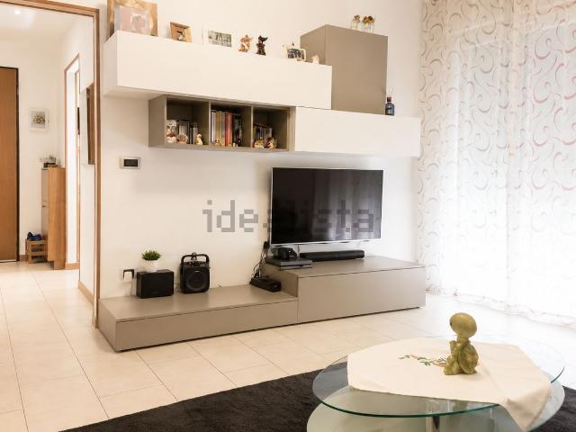 Appartamento in vendita di 90 m² in Via V. Alfieri