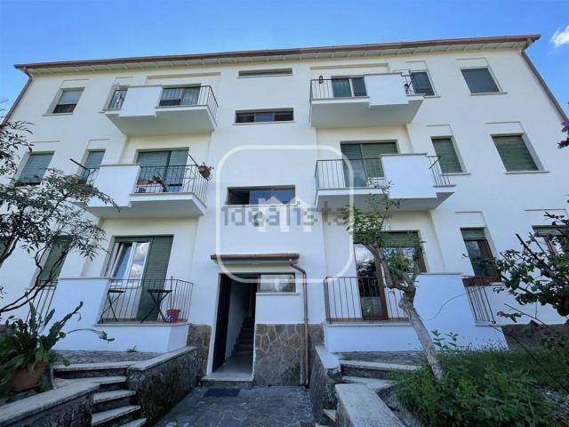 Appartamento in vendita di 90 m² in Via Valle Rotelle, 6