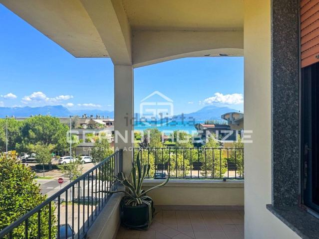 Appartamento in vendita di 90 m² in Via Verona, 106