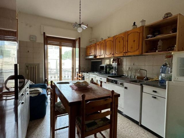 Appartamento in vendita di 90 m² in Via Vincenzo Cortese