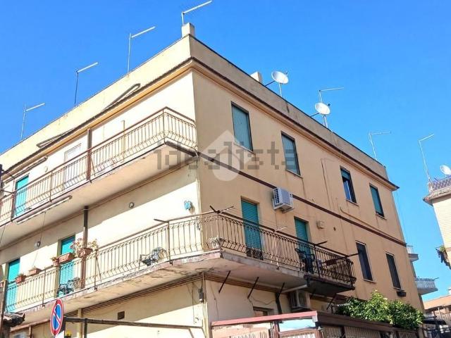 Appartamento in vendita di 90 m² in Via vincenzo lancia, 25