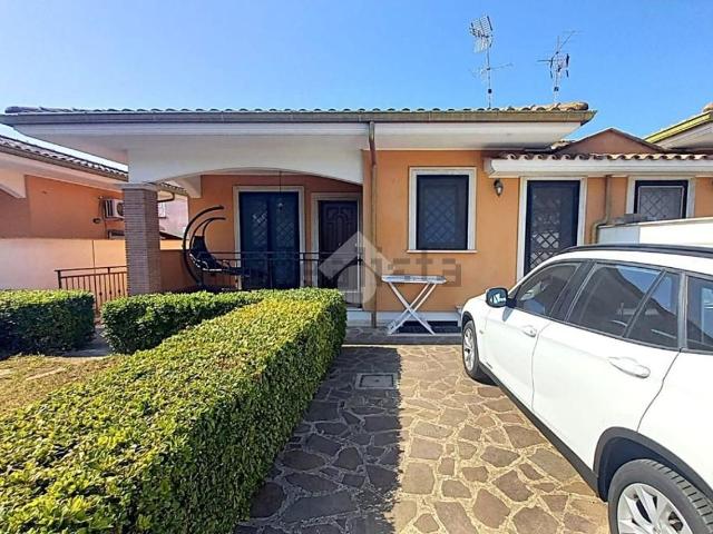 Appartamento in vendita di 90 m² in Via Viterbo, 5