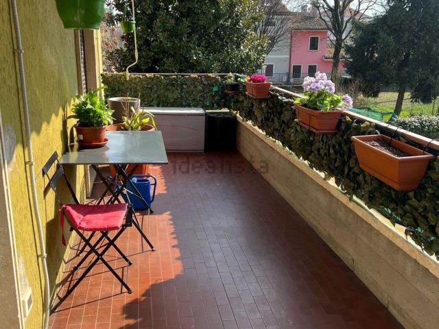 Appartamento in vendita di 90 m² in Via X Giugno