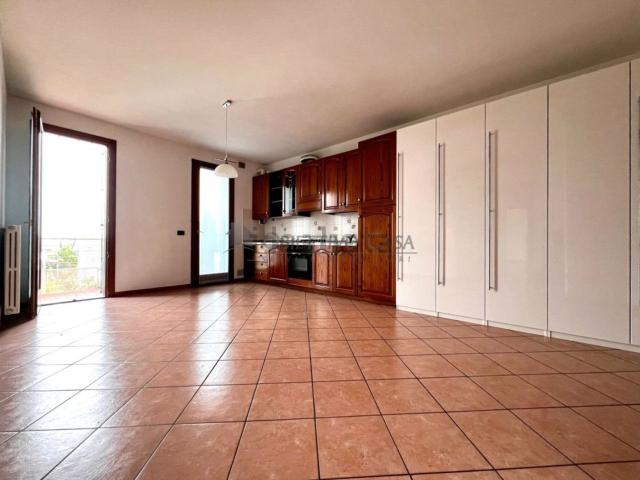 Appartamento in vendita di 90 m² in Via XI Febbraio