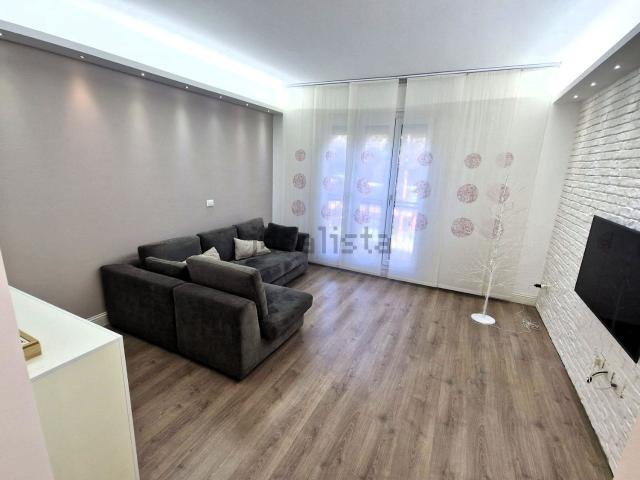 Appartamento in vendita di 90 m² in Via Agostino de Pretis, 29