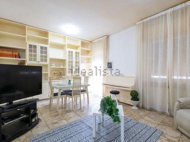 Appartamento in vendita di 90 m² in Via Adamello