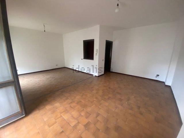 Appartamento in vendita di 90 m² in Via Aldo Moro