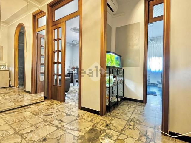 Appartamento in vendita di 90 m² in Via Alessandro Manzoni, 88