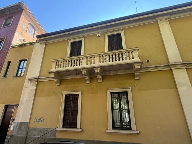 Appartamento in vendita di 90 m² in Via Alessandro Astesani, 23