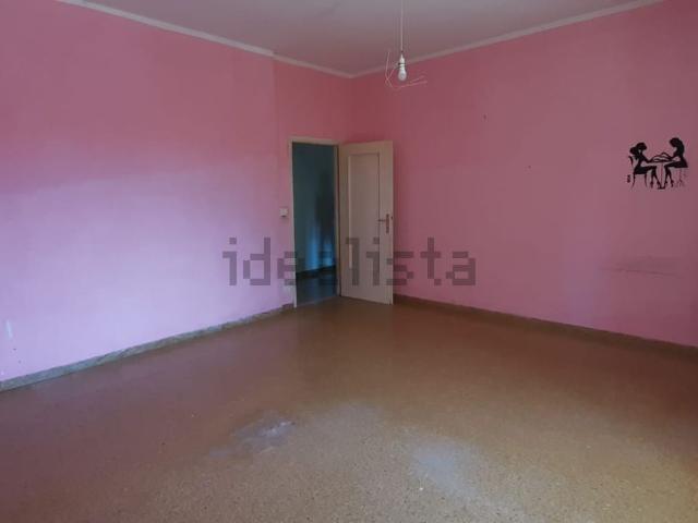 Appartamento in vendita di 90 m² in Via Alessandro Polidori, 1