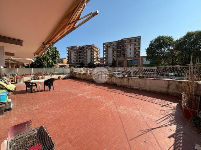 Appartamento in vendita di 90 m² in Via Alessandro Polidori, 35