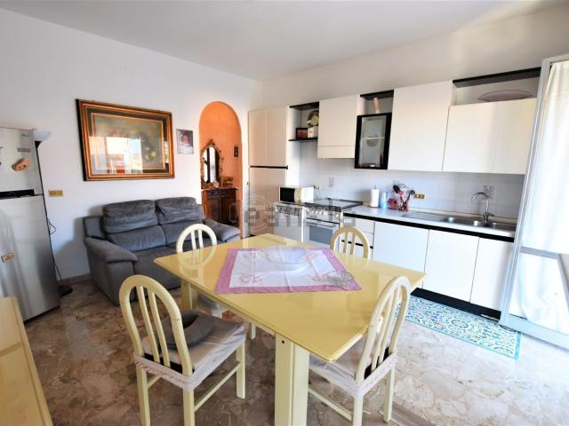 Appartamento in vendita di 90 m² in Via Alessandro Trevisani, 79