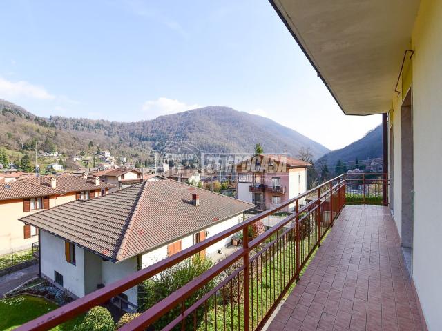Appartamento in vendita di 90 m² in Via Alessandro Volta