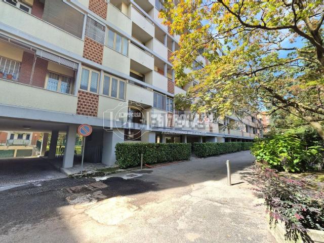 Appartamento in vendita di 90 m² in Via Alfonso Cossa