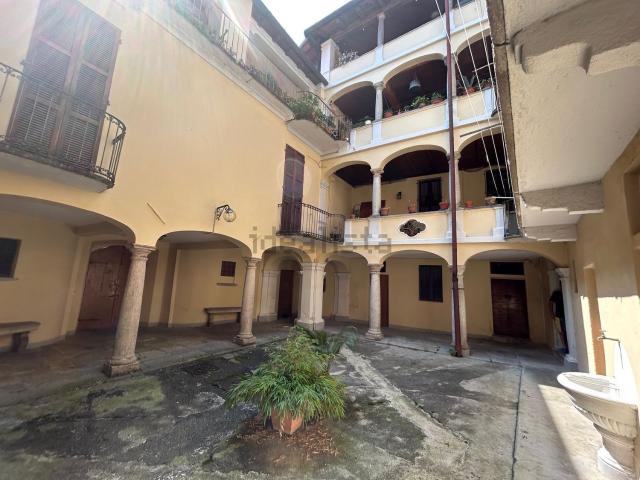 Appartamento in vendita di 90 m² in Via Alfredo Cuccuini, 9