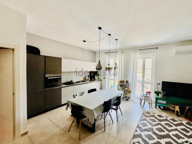 Appartamento in vendita di 90 m² in Via Alfredo Campiglio, 10