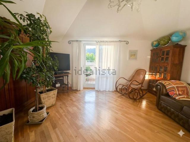 Appartamento in vendita di 90 m² in Via alla Basilica dei Fieschi, 2
