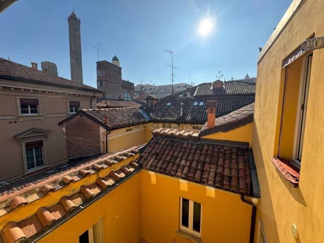 Appartamento in vendita di 90 m² in Via Altabella