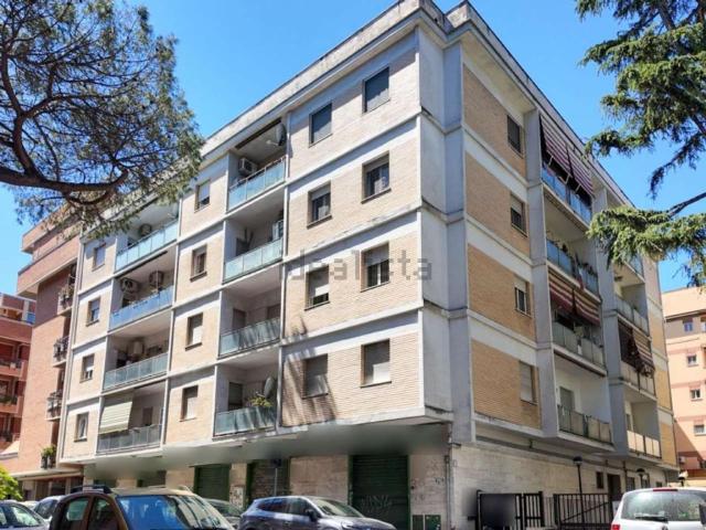 Appartamento in vendita di 90 m² in Via Angelo Olivieri