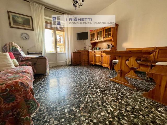 Appartamento in vendita di 90 m² in Via Antonio Oliosi