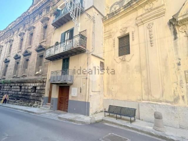 Appartamento in vendita di 90 m² in Via Antonio Veneziano, 132