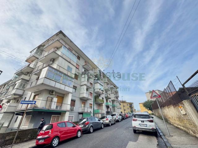 Appartamento in vendita di 90 m² in Via Ascanio, 55