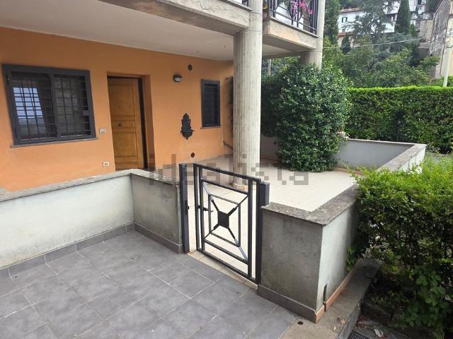Appartamento in vendita di 90 m² in Via Aquila, 2