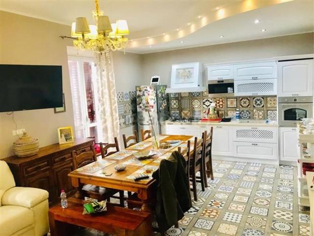 Appartamento in vendita di 90 m² in Via Armando Diaz
