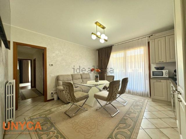 Appartamento in vendita di 90 m² in Via Arrunzio Stella