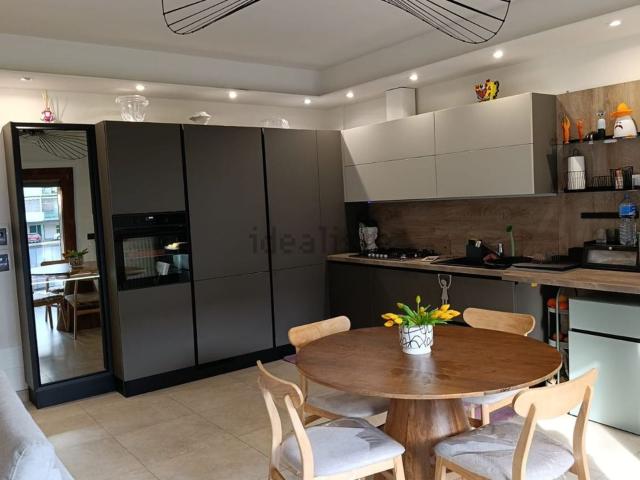 Appartamento in vendita di 90 m² in Via Arturo Labriola