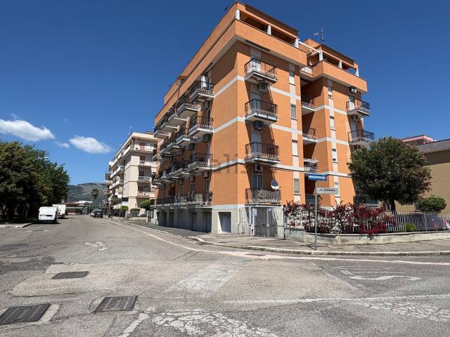 Appartamento in vendita di 90 m² in Via Bachelet, 10