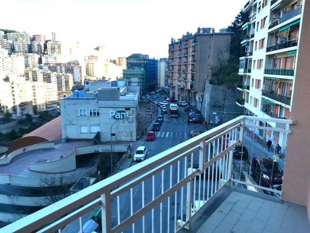 Appartamento in vendita di 90 m² in Via Bari