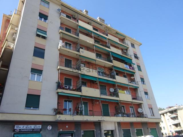 Appartamento in vendita di 90 m² in Via Bari, 20