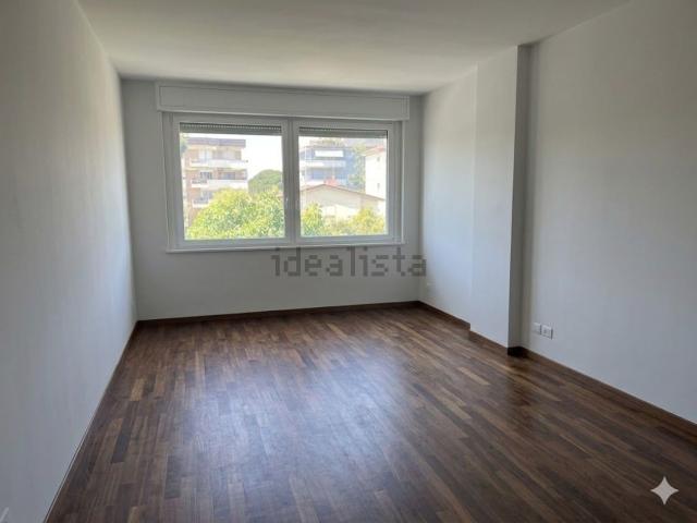 Appartamento in vendita di 90 m² in Via Bat Yam