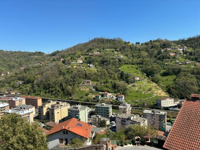 Appartamento in vendita di 90 m² in Via Benedetto da Cesino, 54