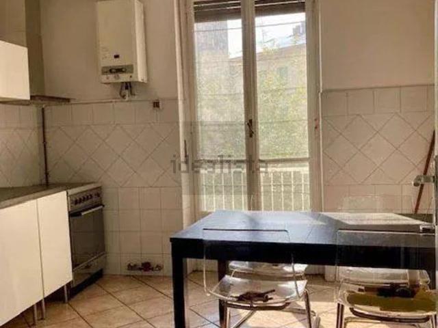 Appartamento in vendita di 90 m² in Via Bertodano