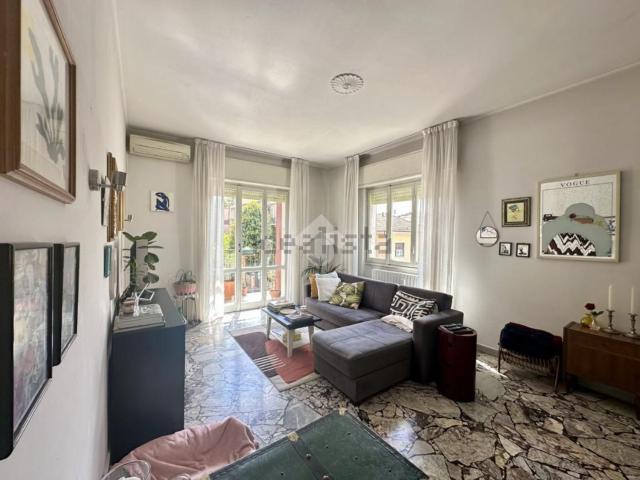 Appartamento in vendita di 90 m² in Via Bona di Savoia, 47