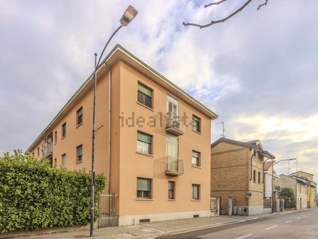 Appartamento in vendita di 90 m² in Via Bollate, 32