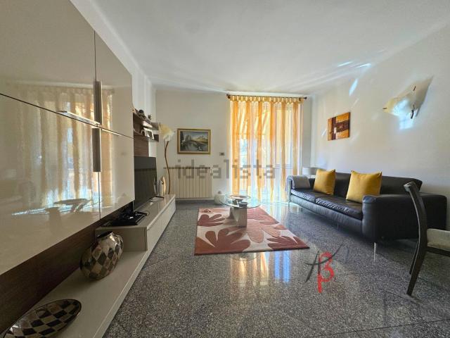 Appartamento in vendita di 90 m² in Via Bra