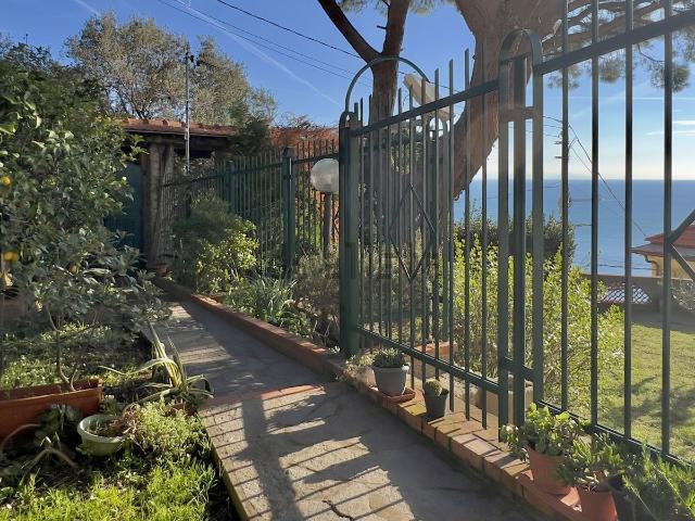 Appartamento in vendita di 90 m² in Via Bruxea, 15