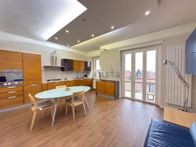 Appartamento in vendita di 90 m² in Via C. L. N, 2