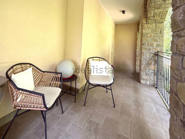 Appartamento in vendita di 90 m² in Via Cà Franca
