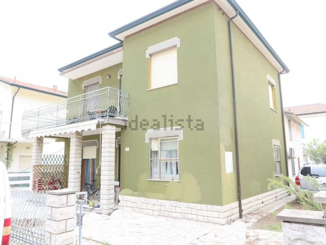 Appartamento in vendita di 90 m² in Via Campania
