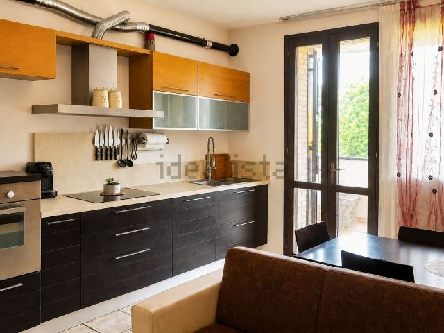 Appartamento in vendita di 90 m² in Via Cantarana, 5