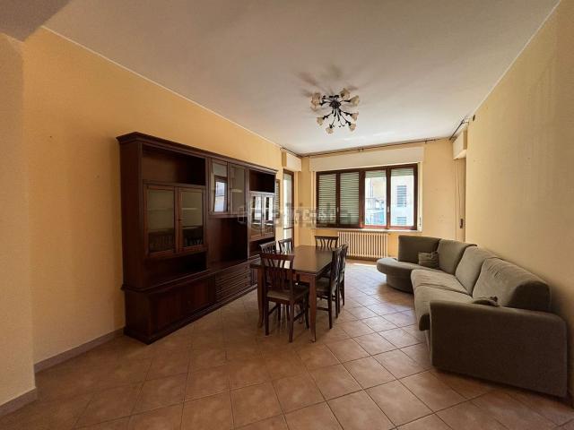 Appartamento in vendita di 90 m² in Via Candido Poggio