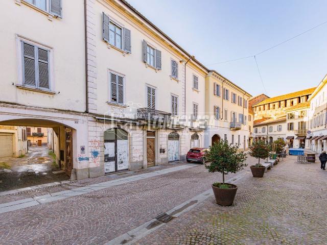 Appartamento in vendita di 90 m² in Via Cairoli, 15