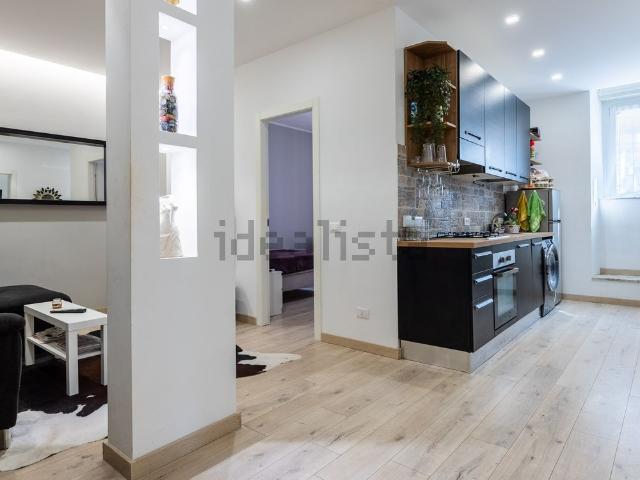 Appartamento in vendita di 90 m² in Via Caltagirone, 15