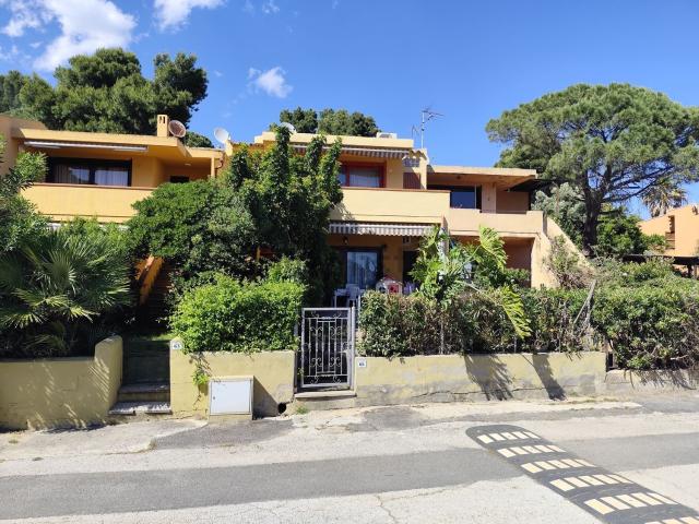 Appartamento in vendita di 90 m² in Via Cala a Mari, 65