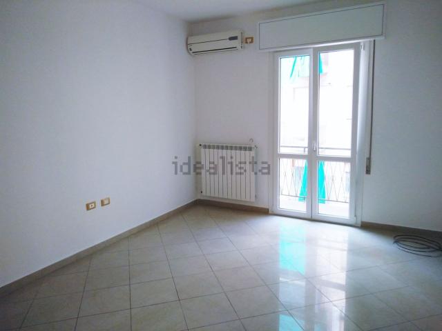 Appartamento in vendita di 90 m² in Via Carlo Cattaneo, 102
