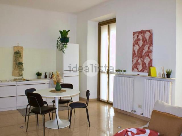 Appartamento in vendita di 90 m² in Via Carlo Farini, 27